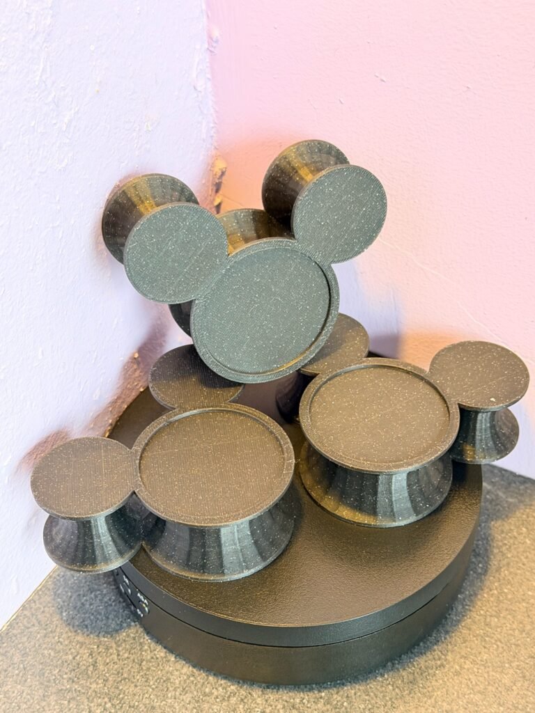 classic mouse ear holder – 3d printed wall display for headbands & collectors