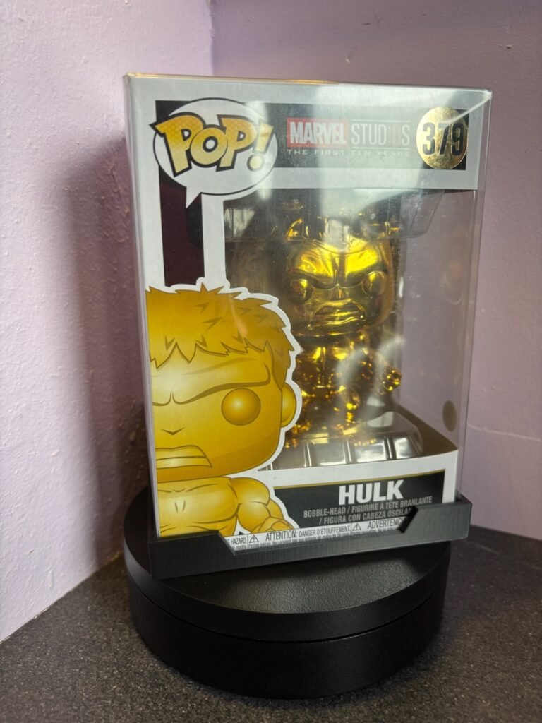 3D printed collectible display shelf for boxed figures