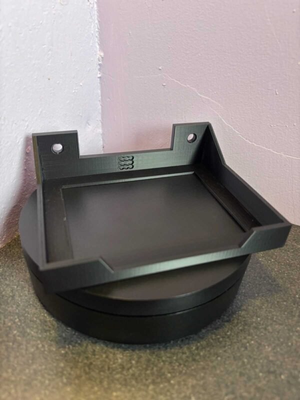01eb1560ae8b982b6ddc8e68f1f477b0adbcc0e669 3D printed collectible display shelf for boxed figures