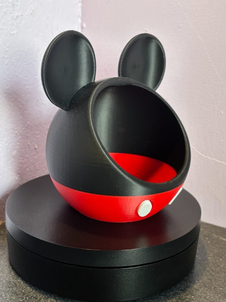 Mouse trinket bowl showing open storage space
