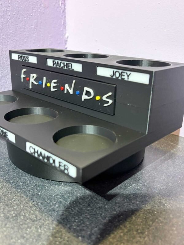 F.R.I.E.N.D.S figure display F.R.I.E.N.D.S figure display